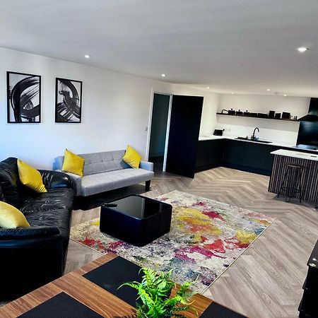 New 2 Bed Apartment In Royston High St Εξωτερικό φωτογραφία