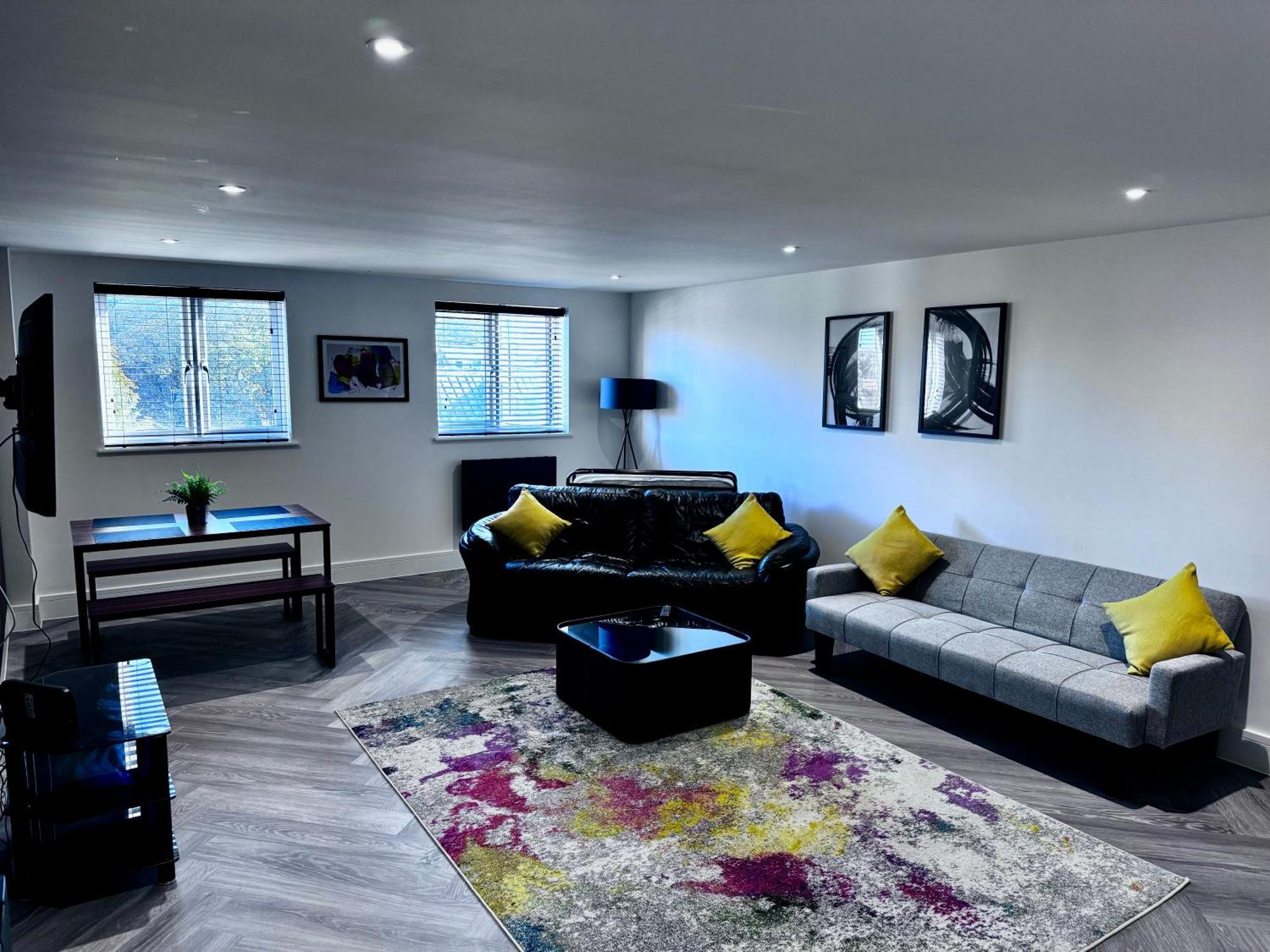 New 2 Bed Apartment In Royston High St Εξωτερικό φωτογραφία
